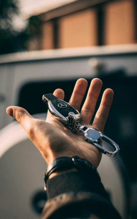 Mercedes Benz Autoschlüssel, Verkauf von Pkw, Automakler Düsseldorf