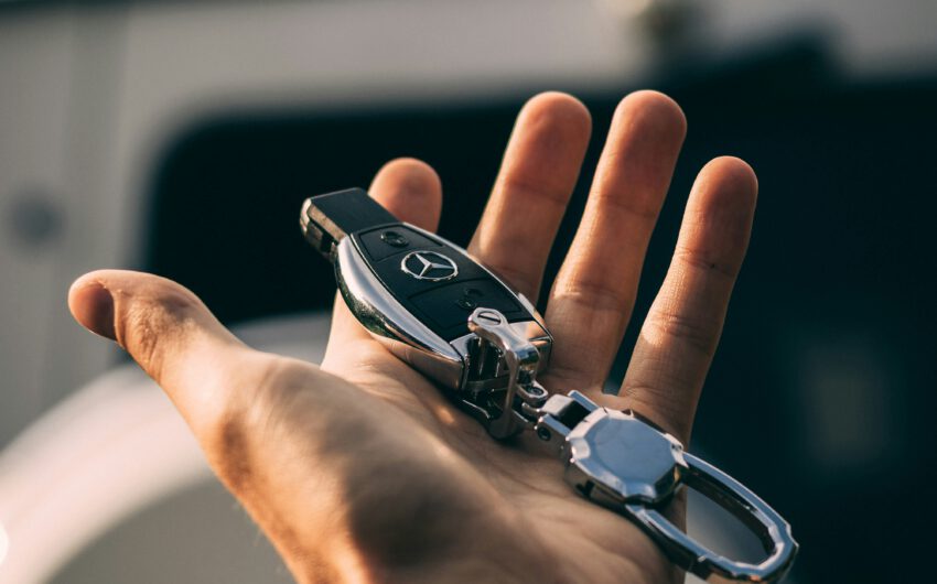 Mercedes Benz Autoschlüssel, Verkauf von Pkw, Automakler Düsseldorf